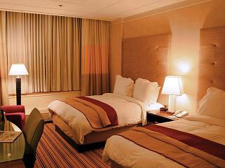 Russian language hotel reservations